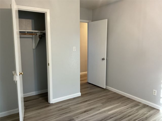 1401 W Ball Street, Weatherford, TX 76086