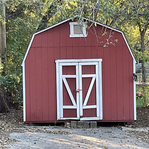 1401 W Ball Street, Weatherford, TX 76086