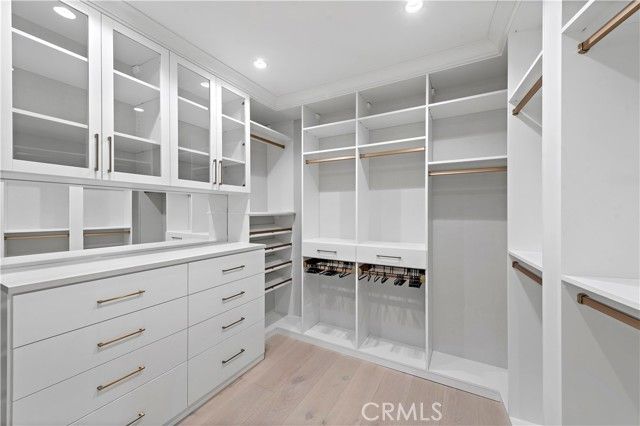 2340 Crestview Drive, Laguna Beach, CA 92651