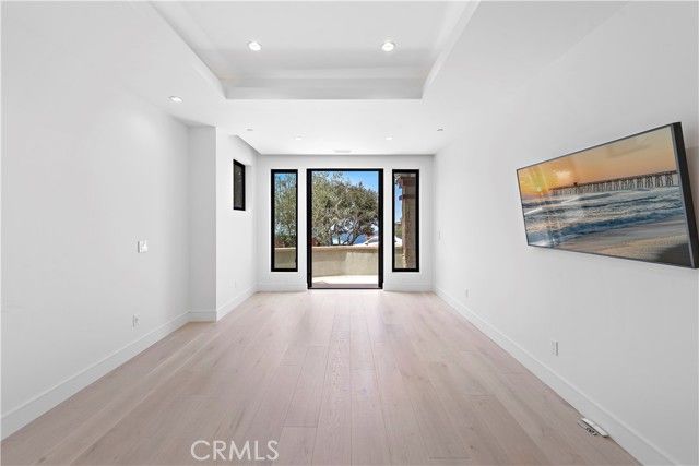 2340 Crestview Drive, Laguna Beach, CA 92651