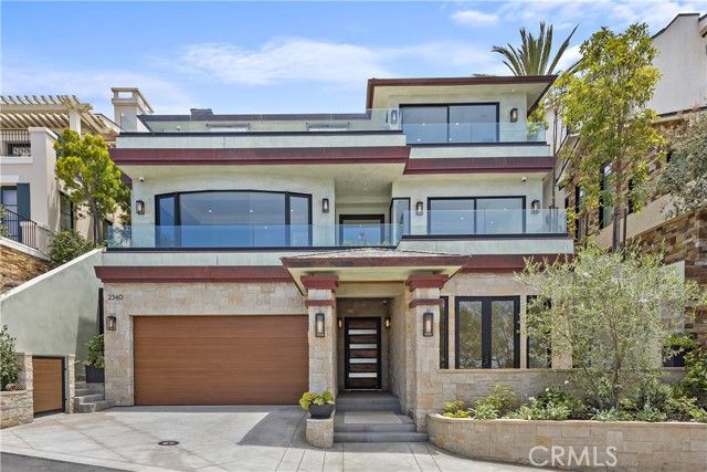 2340 Crestview Drive, Laguna Beach, CA 92651