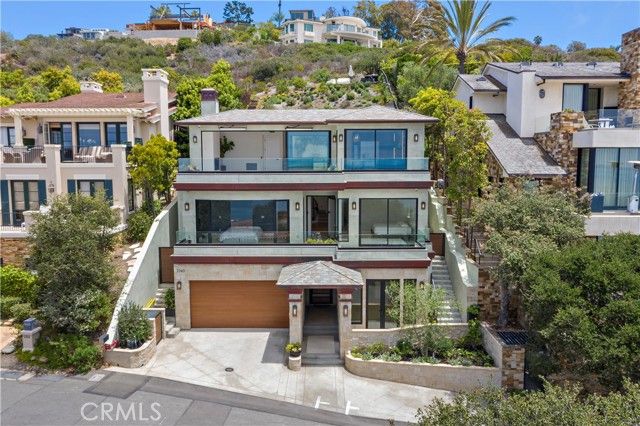 2340 Crestview Drive, Laguna Beach, CA 92651