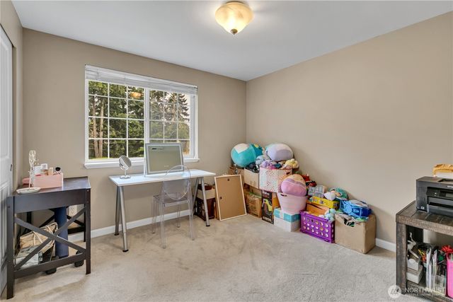 19020 34th Avenue E, Tacoma, WA 98446