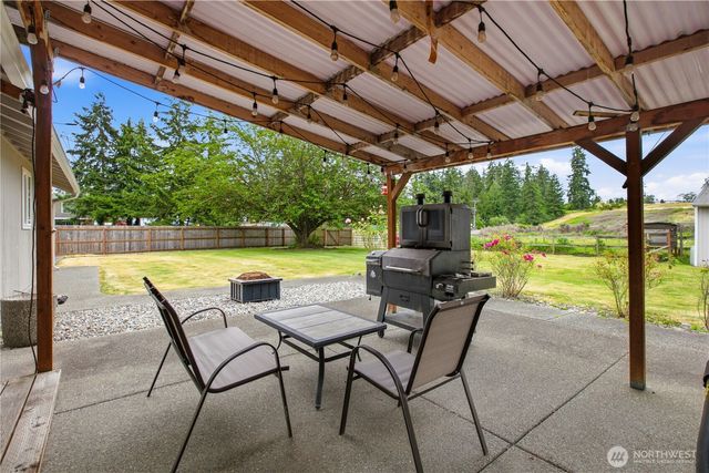 19020 34th Avenue E, Tacoma, WA 98446