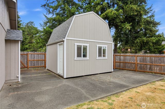 19020 34th Avenue E, Tacoma, WA 98446