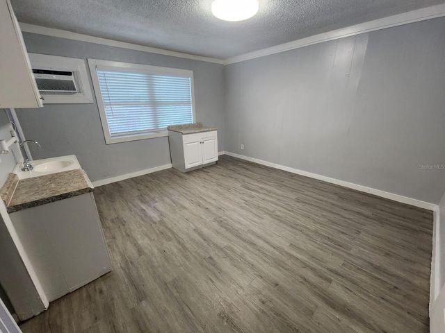 407 S JUPITER AVENUE 7, Clearwater, FL 33755