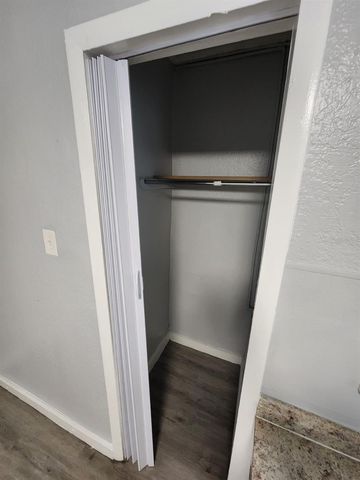 407 S JUPITER AVENUE 7, Clearwater, FL 33755