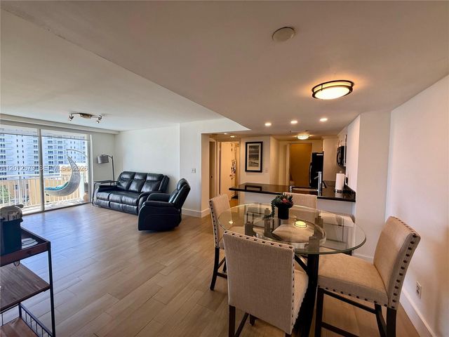 770 Claughton Island Drive 1104, Miami, FL 33131