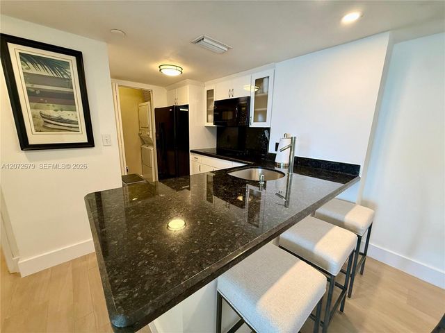770 Claughton Island Drive 1104, Miami, FL 33131