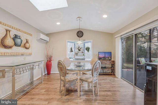 9812 BETTEKER LN, Potomac, MD 20854