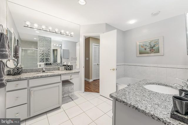 9812 BETTEKER LN, Potomac, MD 20854