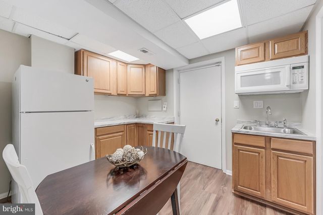 9812 BETTEKER LN, Potomac, MD 20854