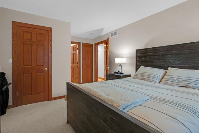 14292 Westman Drive, Fenton Twp, MI 48430