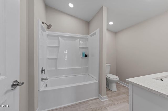 403 W Noble Street, Selma, NC 27576