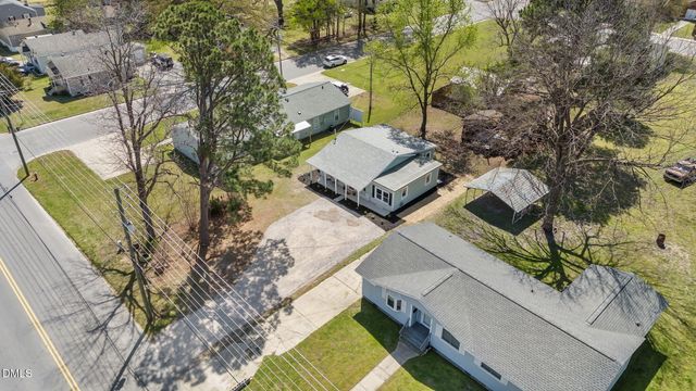 403 W Noble Street, Selma, NC 27576