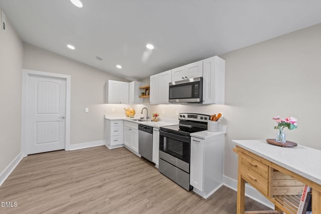 403 W Noble Street, Selma, NC 27576