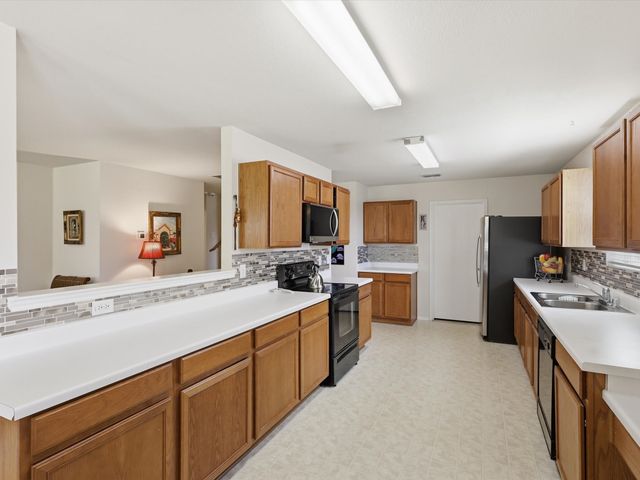 6308 St James Place, Denton, TX 76210