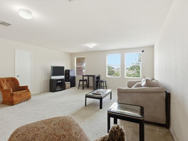 6308 St James Place, Denton, TX 76210
