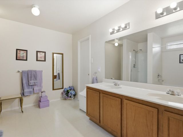 6308 St James Place, Denton, TX 76210