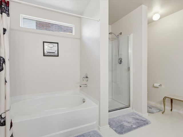 6308 St James Place, Denton, TX 76210