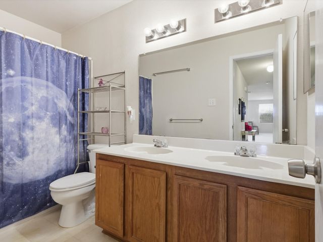 6308 St James Place, Denton, TX 76210