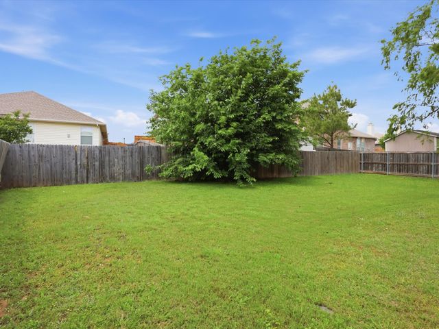 6308 St James Place, Denton, TX 76210