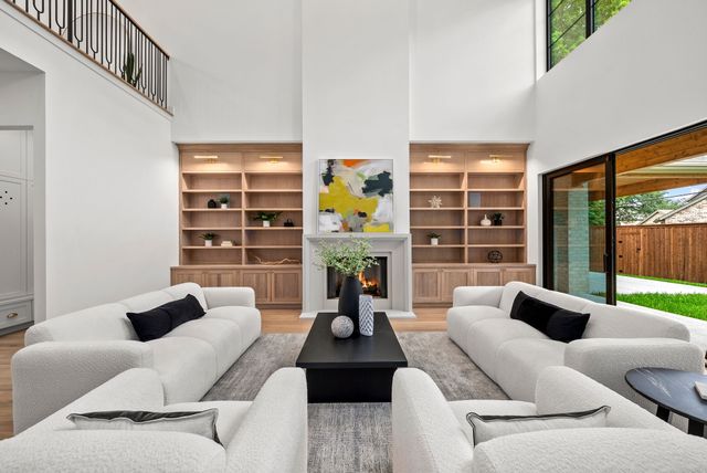 6739 Walnut Hill Lane, Dallas, TX 75230