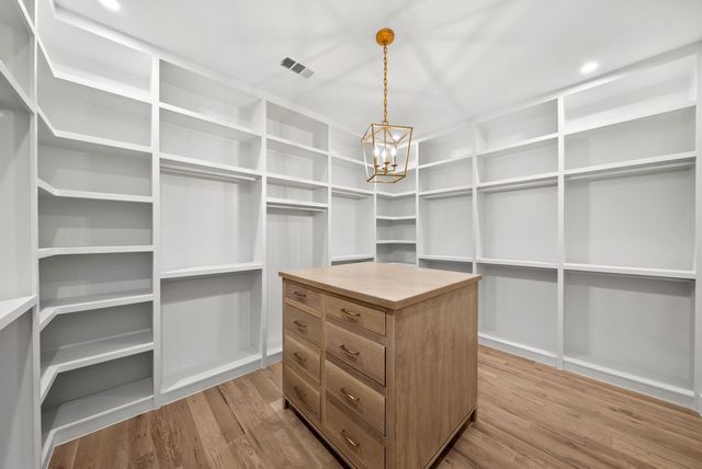 6739 Walnut Hill Lane, Dallas, TX 75230