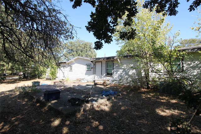 7832 Noneman Road, North Richland Hills, TX 76182