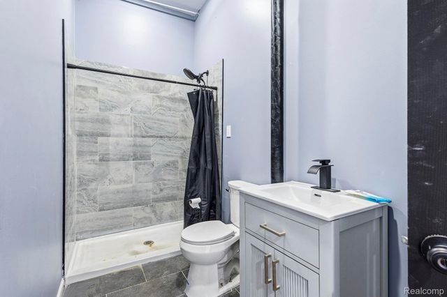 19147 JOY Road, Detroit, MI 48228