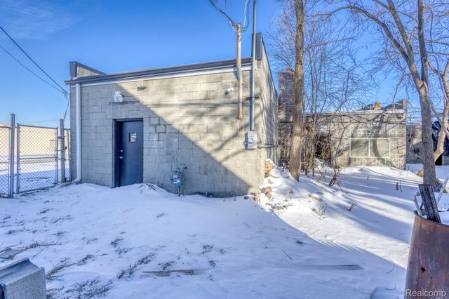 19147 JOY Road, Detroit, MI 48228