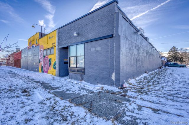 19147 JOY Road, Detroit, MI 48228