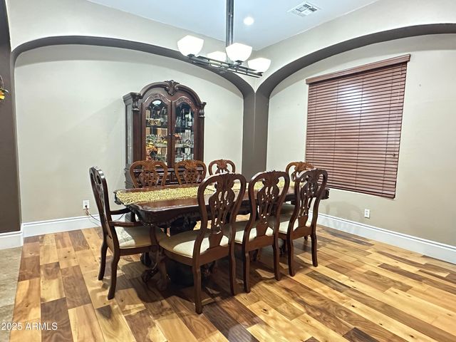 2405 E CHARLOTTE Drive, Phoenix, AZ 85024