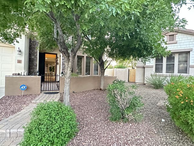 2405 E CHARLOTTE Drive, Phoenix, AZ 85024