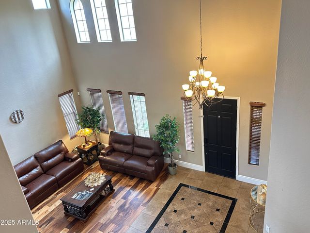 2405 E CHARLOTTE Drive, Phoenix, AZ 85024