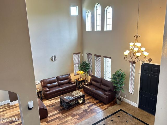 2405 E CHARLOTTE Drive, Phoenix, AZ 85024