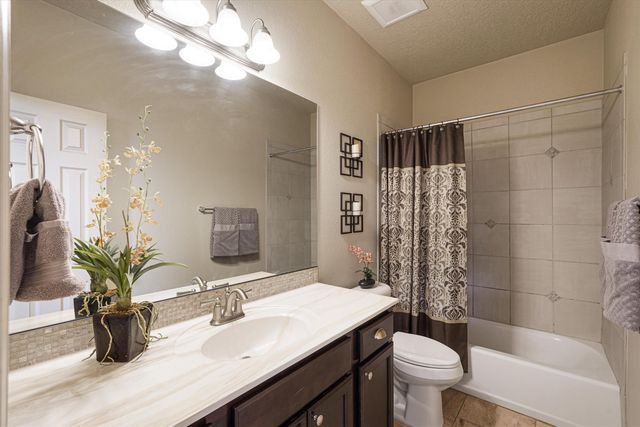 1720 21st Avenue SE, Albuquerque, NM 87124
