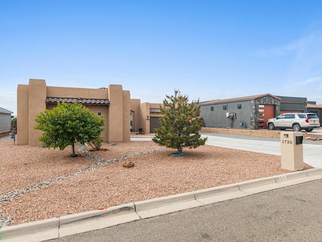 1720 21st Avenue SE, Albuquerque, NM 87124