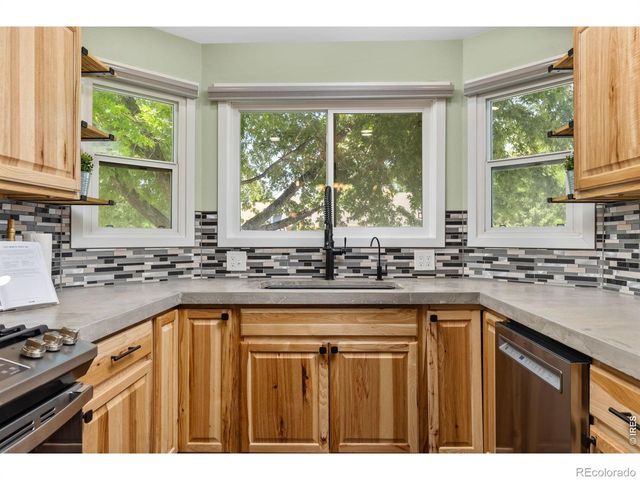 2874 SW Bridalwreath Place, Loveland, CO 80537