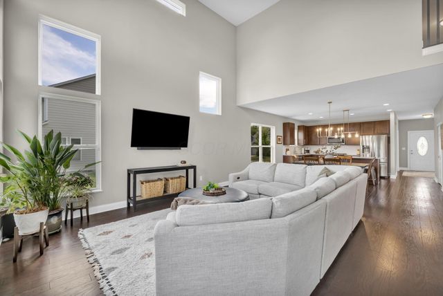 9372 Dewitt Drive, Plain City, OH 43064