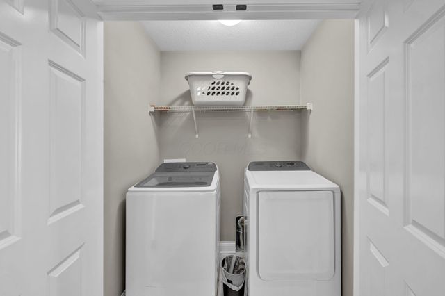 9372 Dewitt Drive, Plain City, OH 43064