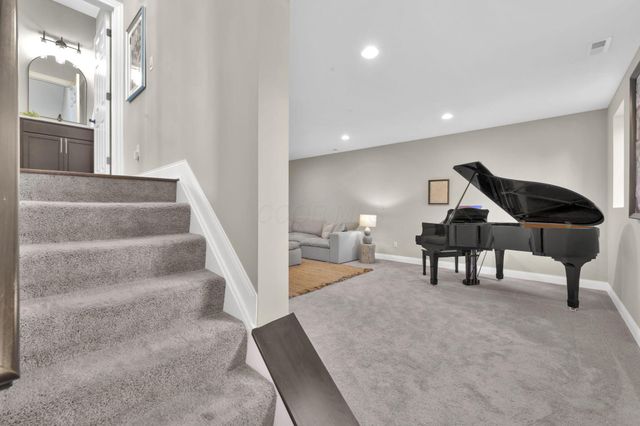 9372 Dewitt Drive, Plain City, OH 43064