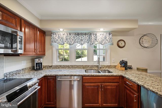 107 LAUNCHRIS DR, Winchester, VA 22602
