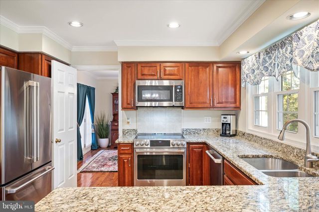 107 LAUNCHRIS DR, Winchester, VA 22602