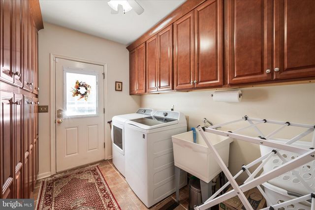 107 LAUNCHRIS DR, Winchester, VA 22602