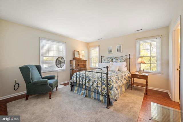 107 LAUNCHRIS DR, Winchester, VA 22602