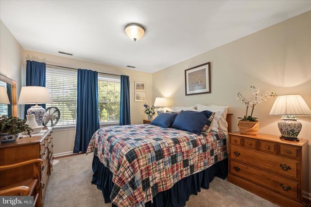 107 LAUNCHRIS DR, Winchester, VA 22602