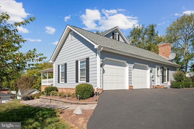 107 LAUNCHRIS DR, Winchester, VA 22602