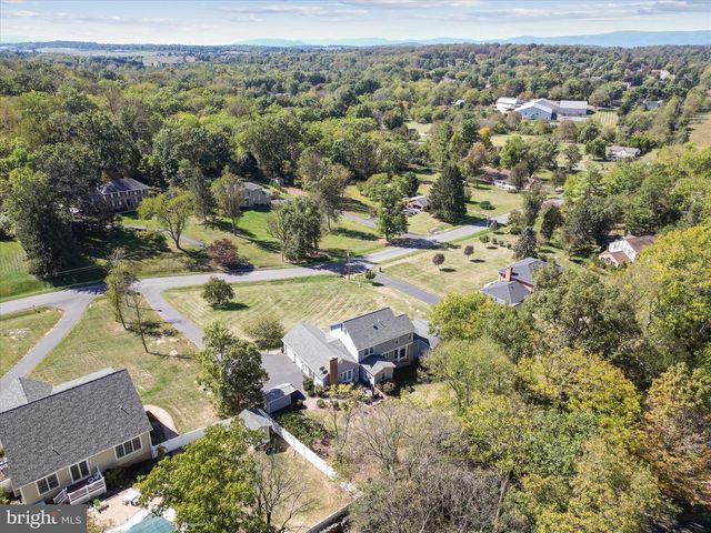 107 LAUNCHRIS DR, Winchester, VA 22602
