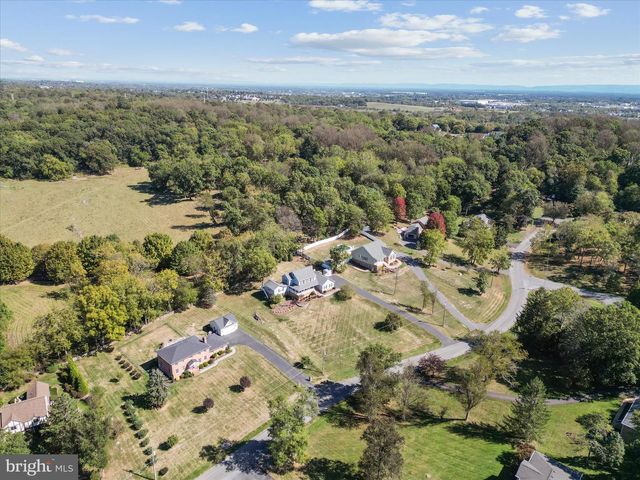 107 LAUNCHRIS DR, Winchester, VA 22602